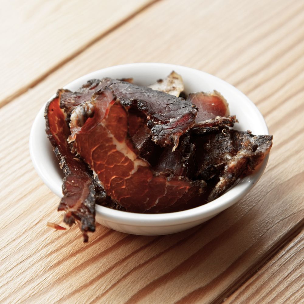 Small bowl with air-dried beef bites | Morish Snacks